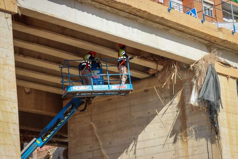 Construït en els anys 20 i ampliat en els 70, el pont de Quatre Camins afronta ara el final de la seua vida útil /EPDA
