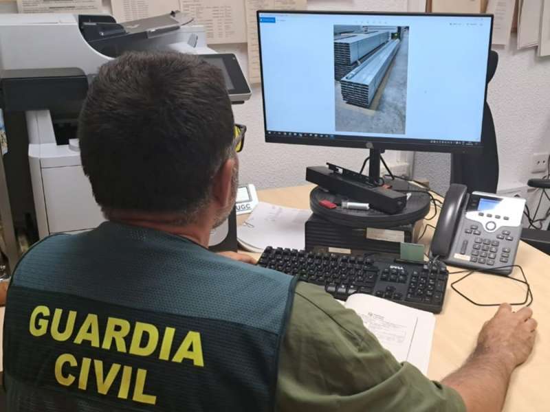 Imagen facilitada por la Guardia Civil sobre la operacin en Dolores (Alicante). EFEGC