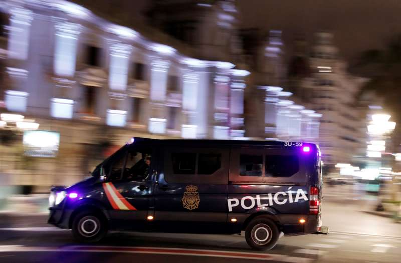 Imagen de archivo de un furgón de la policía nacional. . EFE/Biel Aliño
