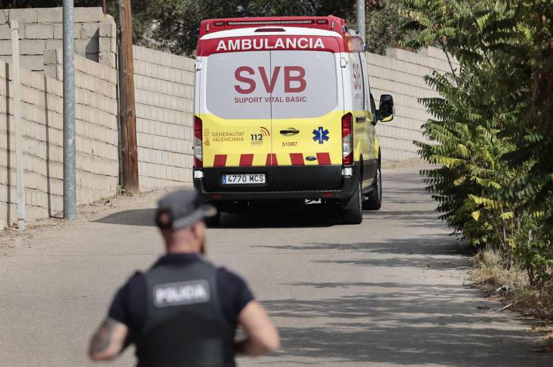 Imagen de archivo de una ambulancia.EFE Ana EscobarArchivo
