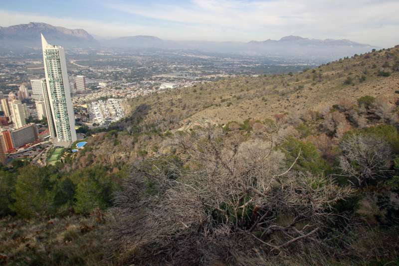 Vista general de la Serra Gelada, en Benidorm. EFEMorell
