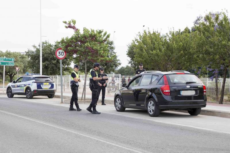 La Policia Local de Picassent realitza una campanya informativa sobre velocitat al municipi./EPDA