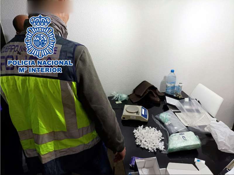 Imagen de la droga intervenida, en una imagen cedida por la PolicÃ­a Nacional. EFE/PolicÃ­a Nacional