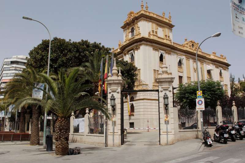 Vista general del palacio de la DiputaciÃ³n Provincial de Alicante. EFE/MORELL/Archivo

