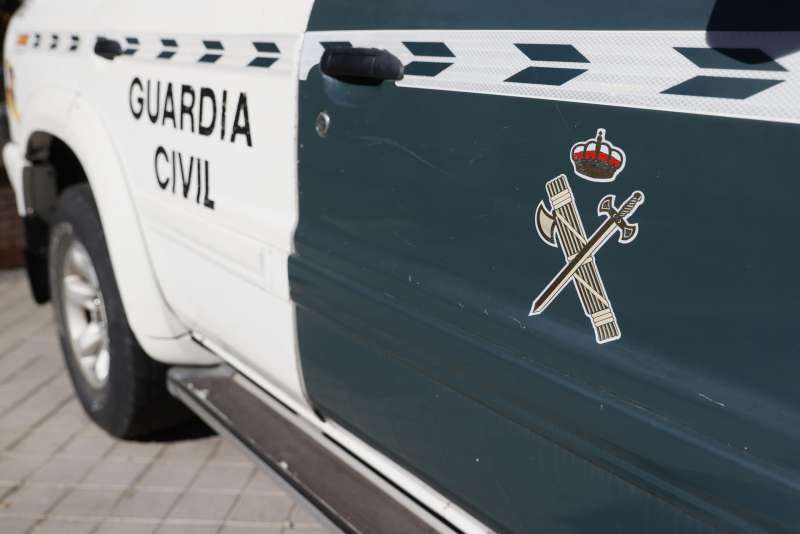 Detalle de un coche de la Guardia Civil con el anagrama o identidad corporativa. EFEMariscalArchivo
