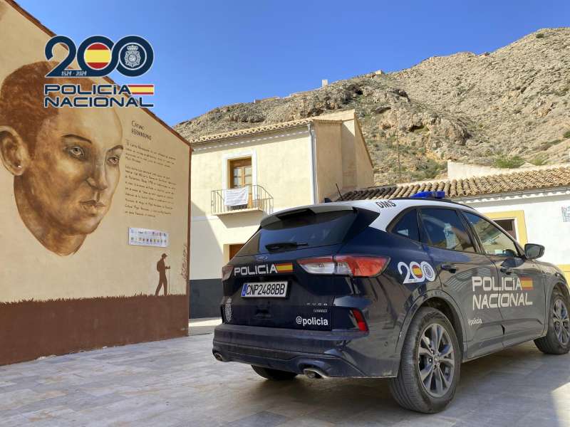 Foto de archivo de un coche de la Polica Nacional. EFEPolica Nacional
