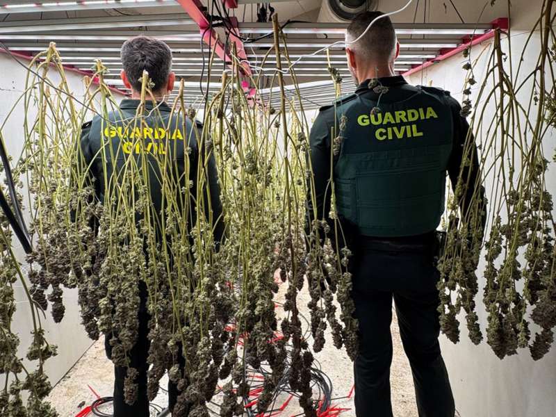 Imagen facilitada por la Guardia Civil.  EFE