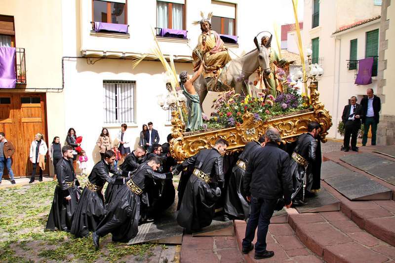 Un acto de la Semana Santa Saguntina en una imagen de archivo. / Foto: Kivi Osma
