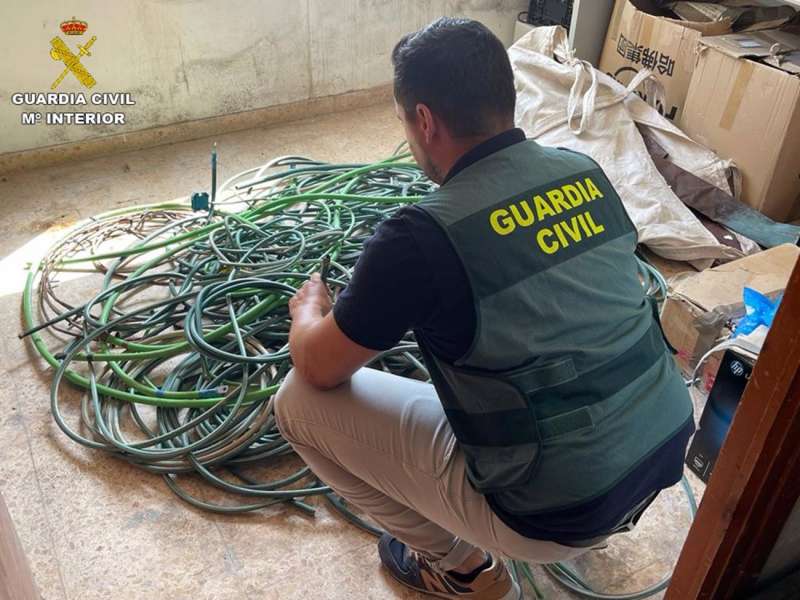Imagen del cable eléctrico robado facilitada por la Guardia Civil. /EFE