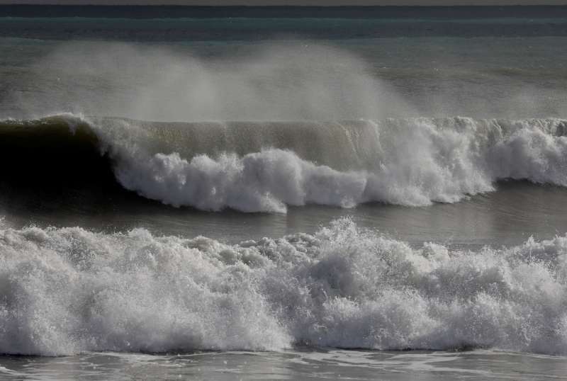 Imagen de archivo de una playa afectada por un temporal. EFE Juan Carlos C�rdenasArchivo
