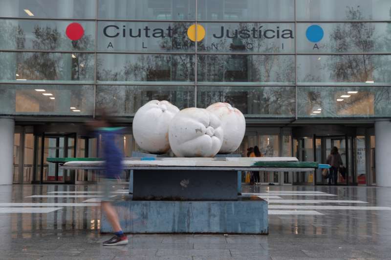 Imagen de la fachada de la Ciudad de la Justicia de Valencia. EFE/Kai FÃ¶rsterling/Archivo
