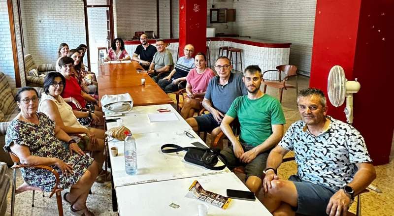 Assamblea local del PSPV a Tavernes. / EPDA